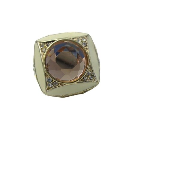 Vintage Cream and Gold Ring with Pink Gemstone - Picture 3 of 8